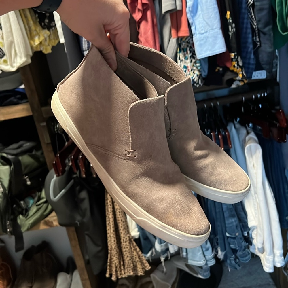 DV booties